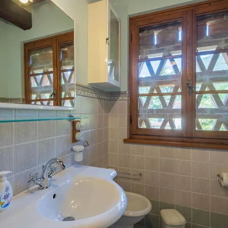 Vakantiehuis I Pioppi - Cma107 By Interhome Camaiore